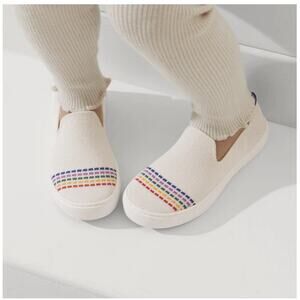 Rothy’s The Kids Sneaker US 4 White Rainbow Round Toe Slip On Shoes Unisex Flat